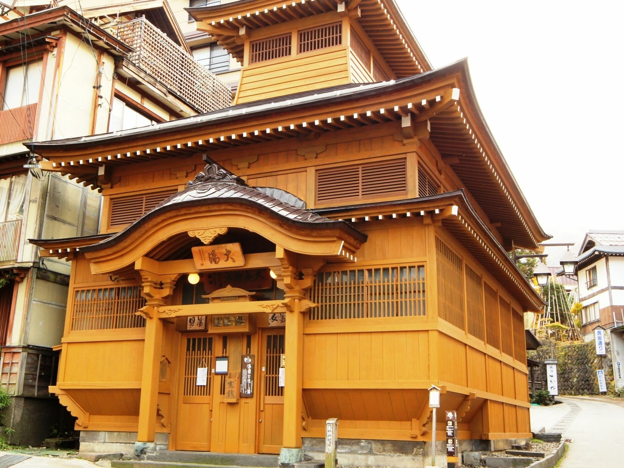 Mominoki Hotel Nozawaonsen Eksteriør billede